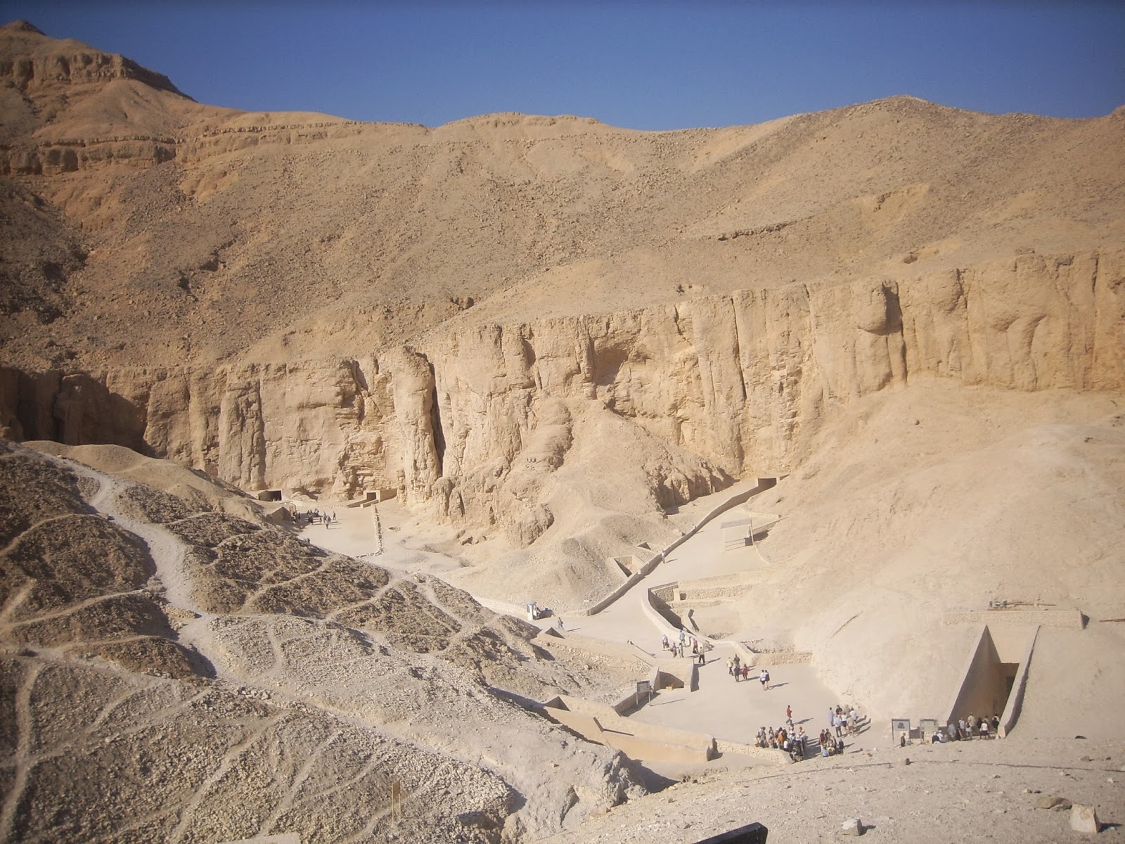 The Aten Sequence Books Are There Any More Undiscovered Royal Tombs in