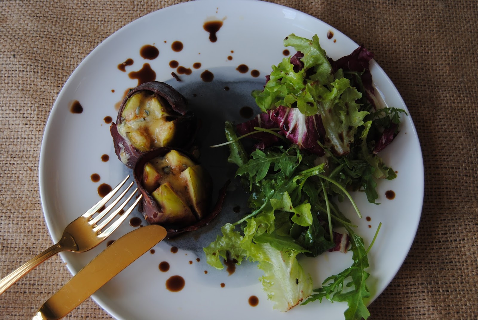 MY COSMOPOLITAN KITCHEN GRILLED FIGS + BLUE CHEESE WRAPPED IN BASTURMA