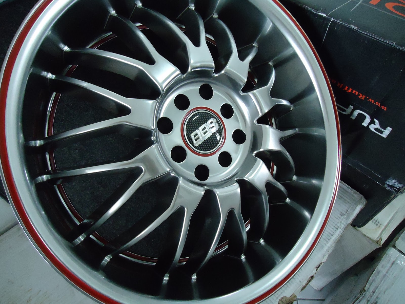 MDK Rodas (MDK Wheels): Aro 17 Ruff Racing 951 4x100/114,3 Estilo Bbs ...