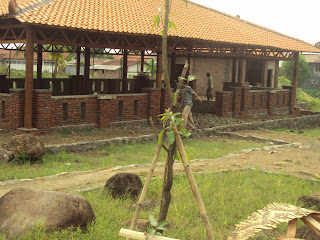 jawanis: SEDIKIT KARYA RUMAH JOGLO