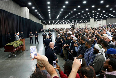 Photos: Muslim funeral service begins for Muhammad Ali 4 Muslim%2Bfuneral%2Bservice%2Bbegins%2Bfor%2BMuhammad%2BAli%2B9888