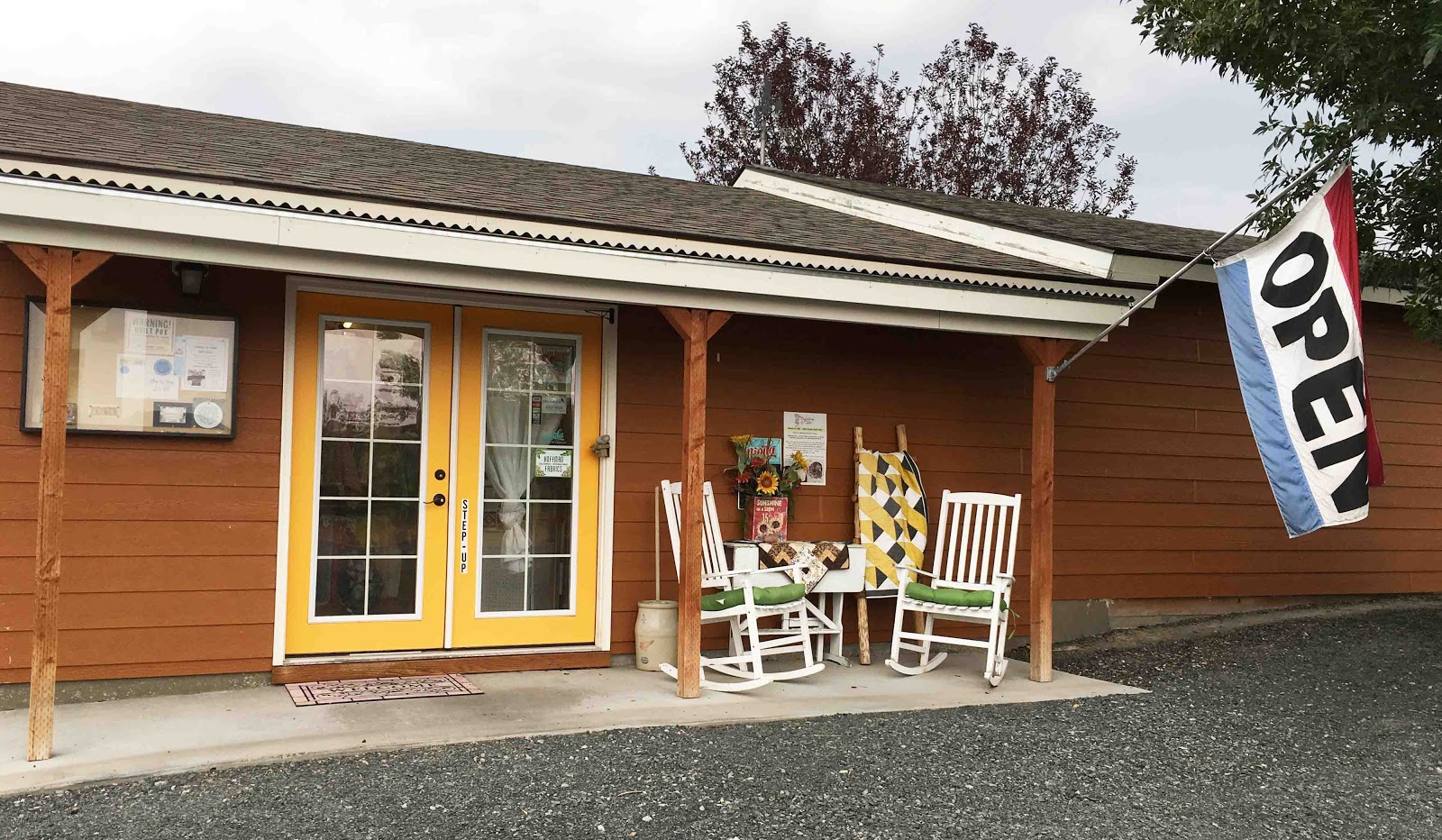 Cat Patches Quilt Shop The Dysfunctional Quilter; Whitehall, Montana