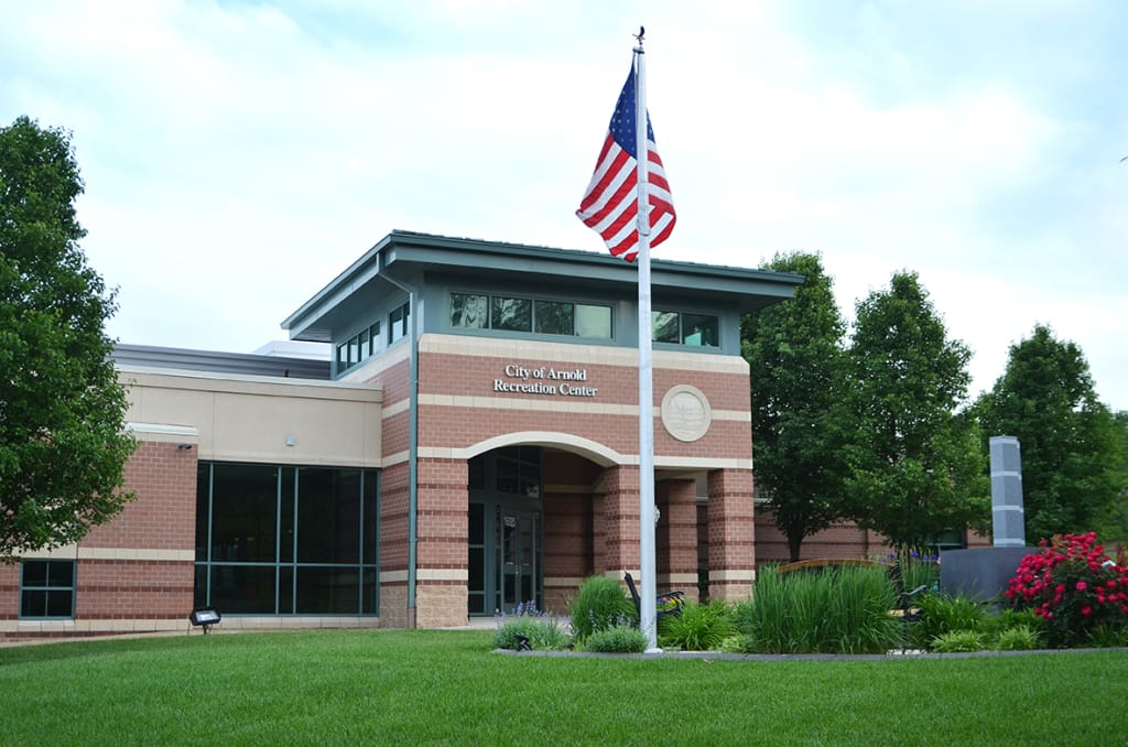 Play St. Louis Arnold Rec Center Indoor Pool, Arnold