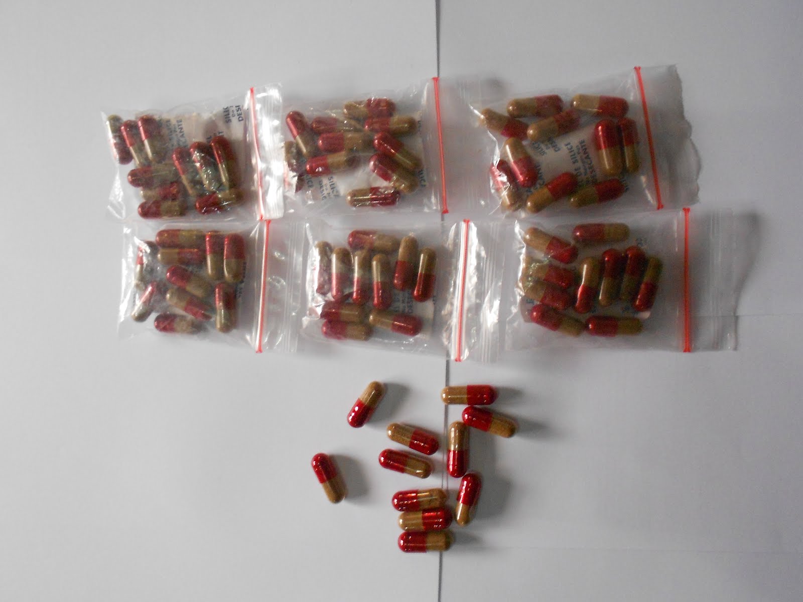 HIDUP SEHAT DENGAN HERBAL: CAPSUL HERBAL PUTRI AYU UNTUK KEPUTIHAN