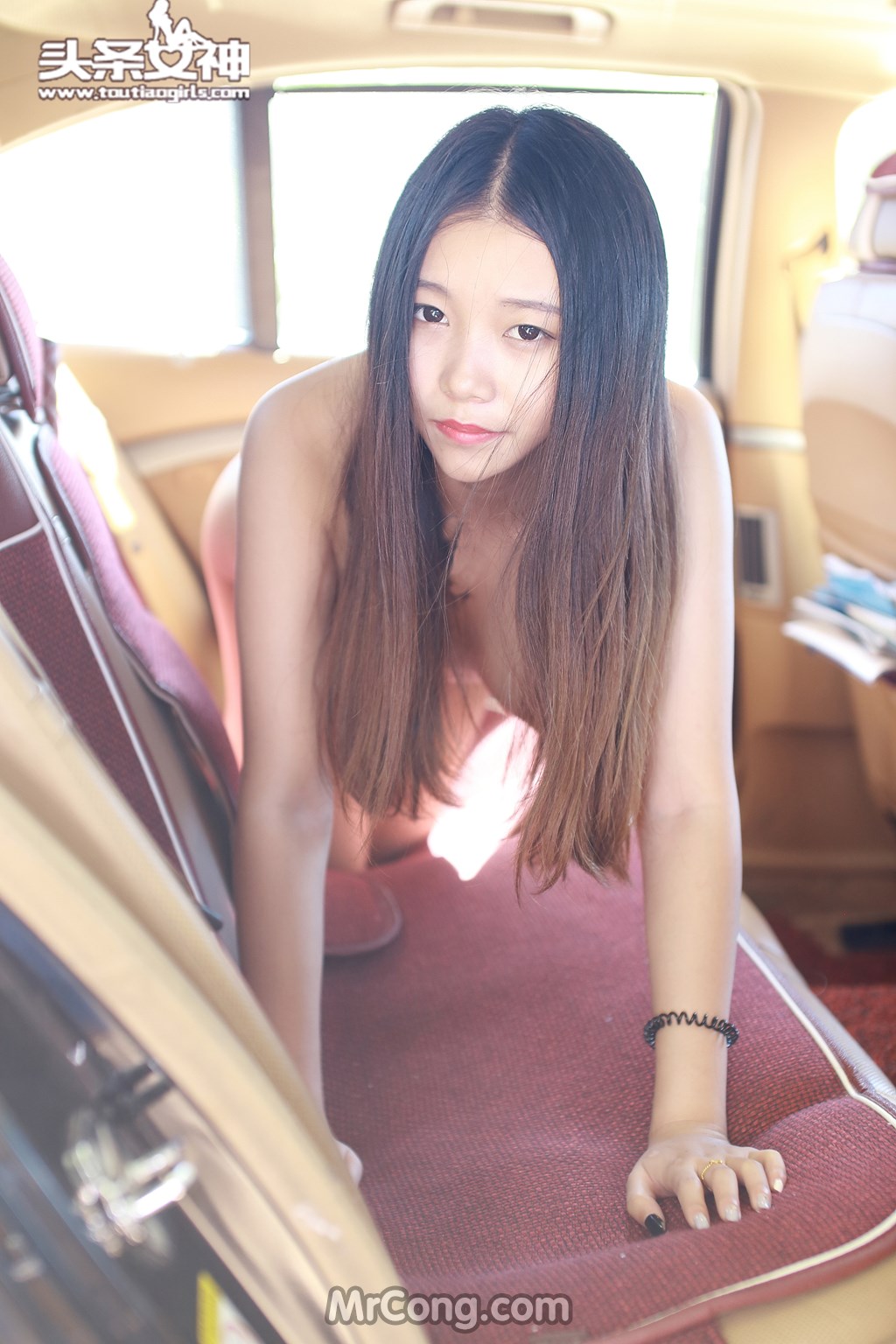 TouTiao 2016-08-03: Model Xiao Yu (小雨) (38 photos) photo 2-11