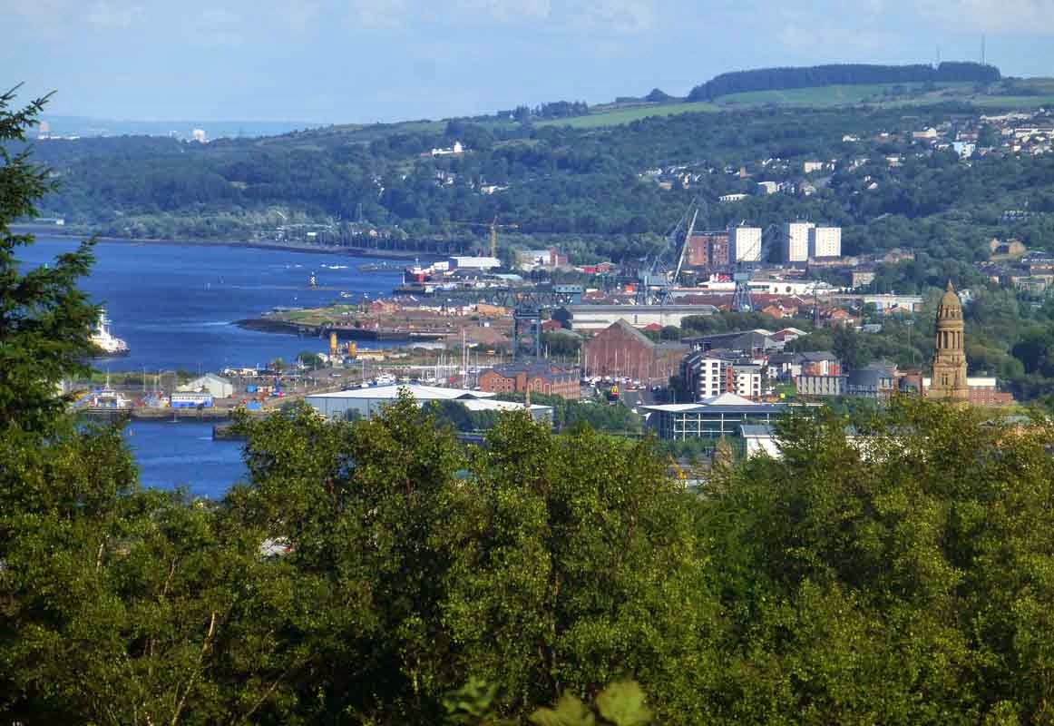 Alex and Bob`s Blue Sky Scotland Inverclyde. Loch Thom.Greenock. Port