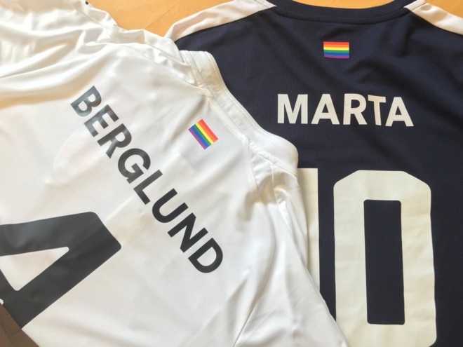 Time de Marta tem aval da Uefa para estampar bandeira LGBT na camisa Time de Marta tem aval da Uefa para estampar bandeira LGBT na camisa