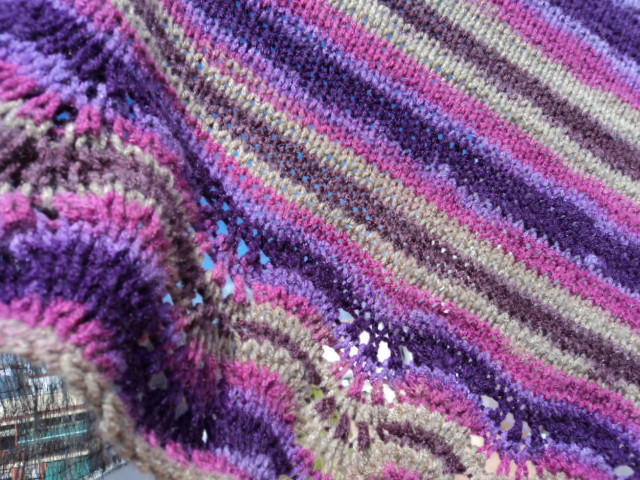 Re-Enganchada: My second knitted shawl - Mi segundo chal a dos agujas