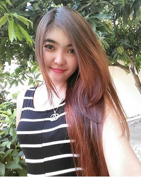 Cerita Seks Selingkuh Melayani Nafsu Birahi Ibu Mirna Bosku - Cerita