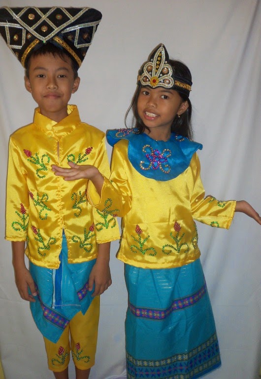 KST-019 Pakaian Adat Sulawesi Selatan Rp 140.000 - Grosir Baju adat anak