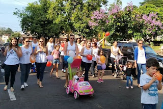 Passeata conclui a 1ª Semana do Bebê em Ribeirão Bonito