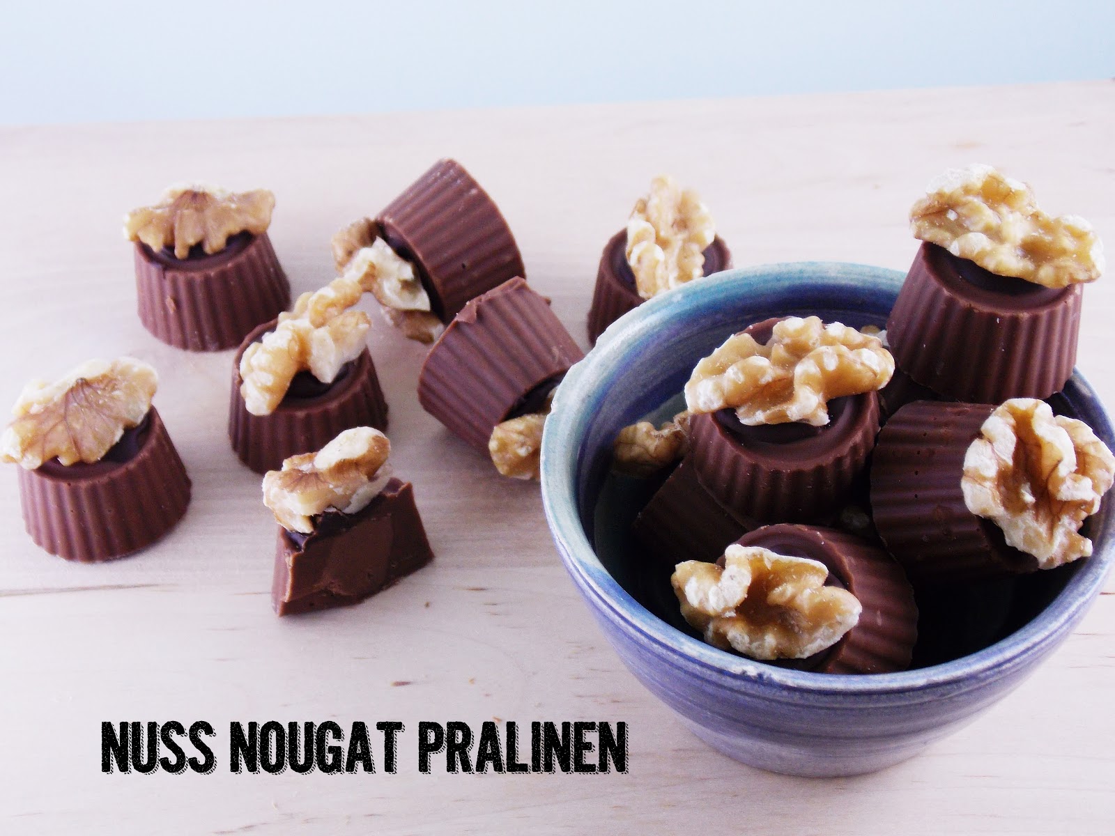 [MOVIE DAYS 06] Nuss Nougat Pralinen und Venusnippel - Julia Bakes!