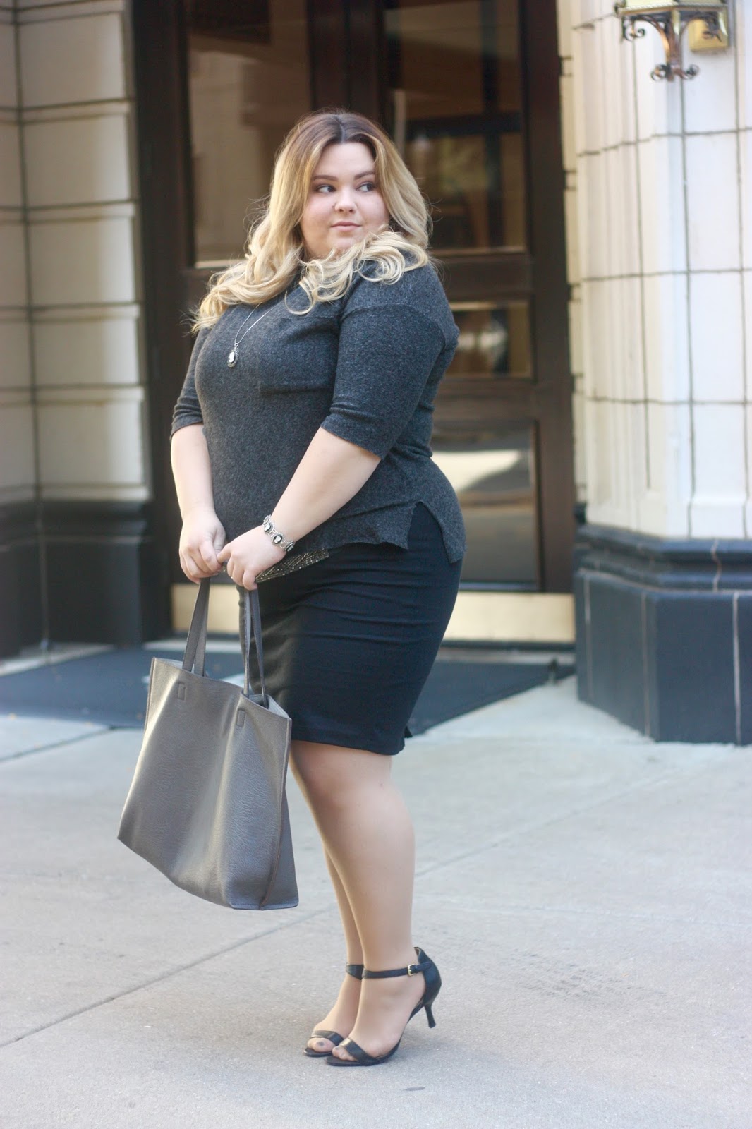 natalie craig, natalie in the city, vintage meet modern, plus size fashion blogger, vintage jewelery, chicago blogger, midwest blogger, lifestyle blogger, fall accessories, fall fashion