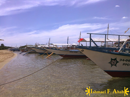 Boats at Luli Island, Honda Bay