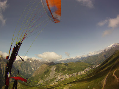 Parapente Alpes- Delta plane, Ski de station alpes : Office du tourisme des 2 alpes, vacances au ski et séjour montagne station ski