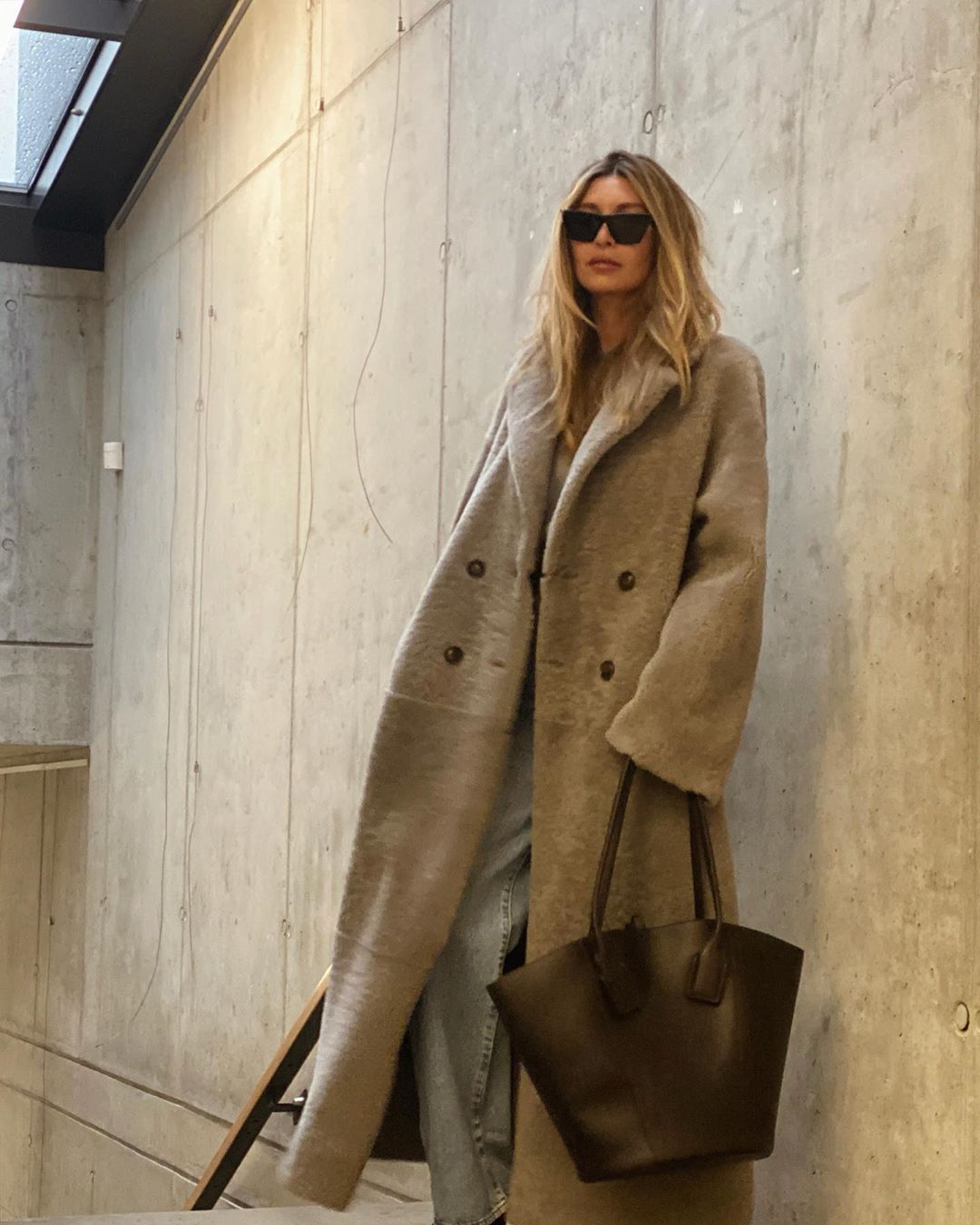 We're Obsessed With This Teddy Coat Look From Instagram