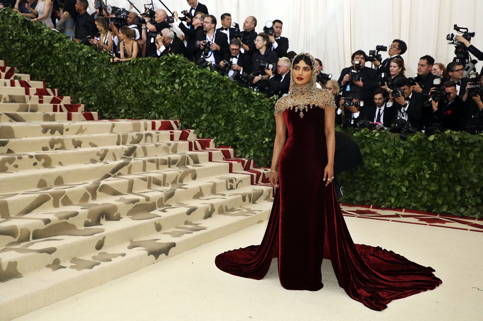 Met Gala 2015 Red Carpet Beauty Get The The Makeup Examiner
