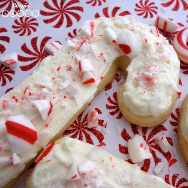 BLISSFUL ROOTS: Crushed Candy Cane Sugar Cookies