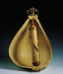 Sasando Dibunyikan Dengan Cara Cara Golden