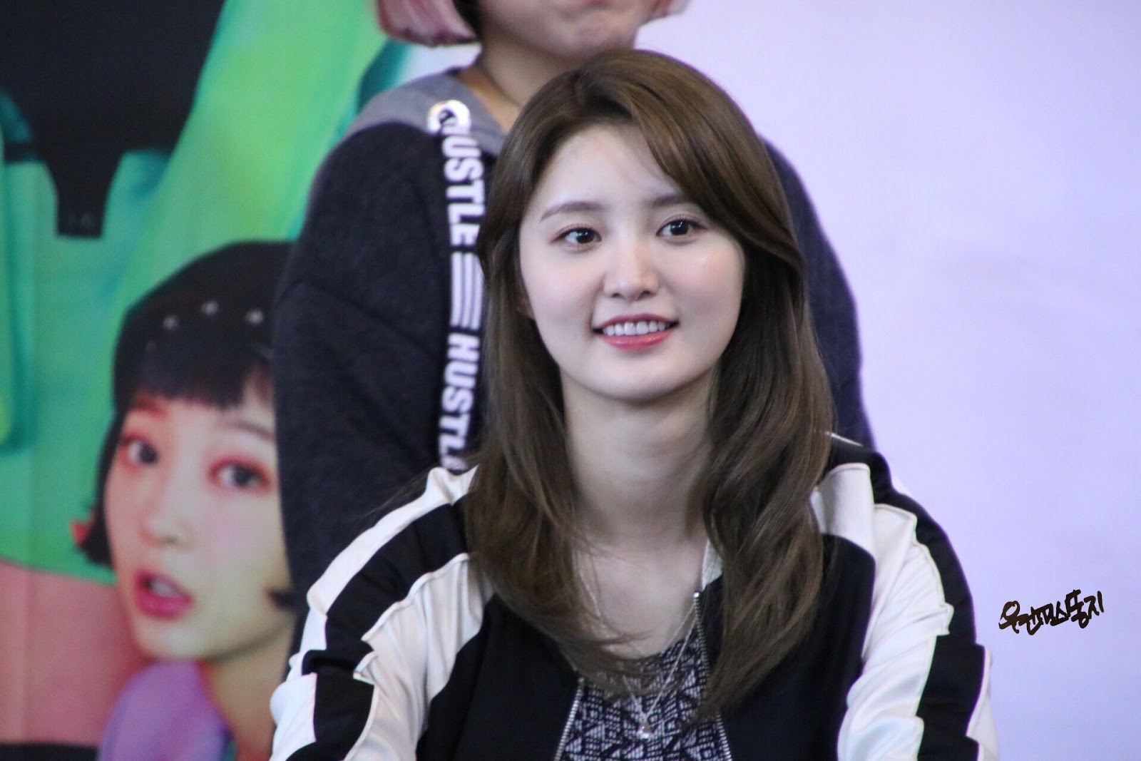 Junghwa EXID Photo Collection