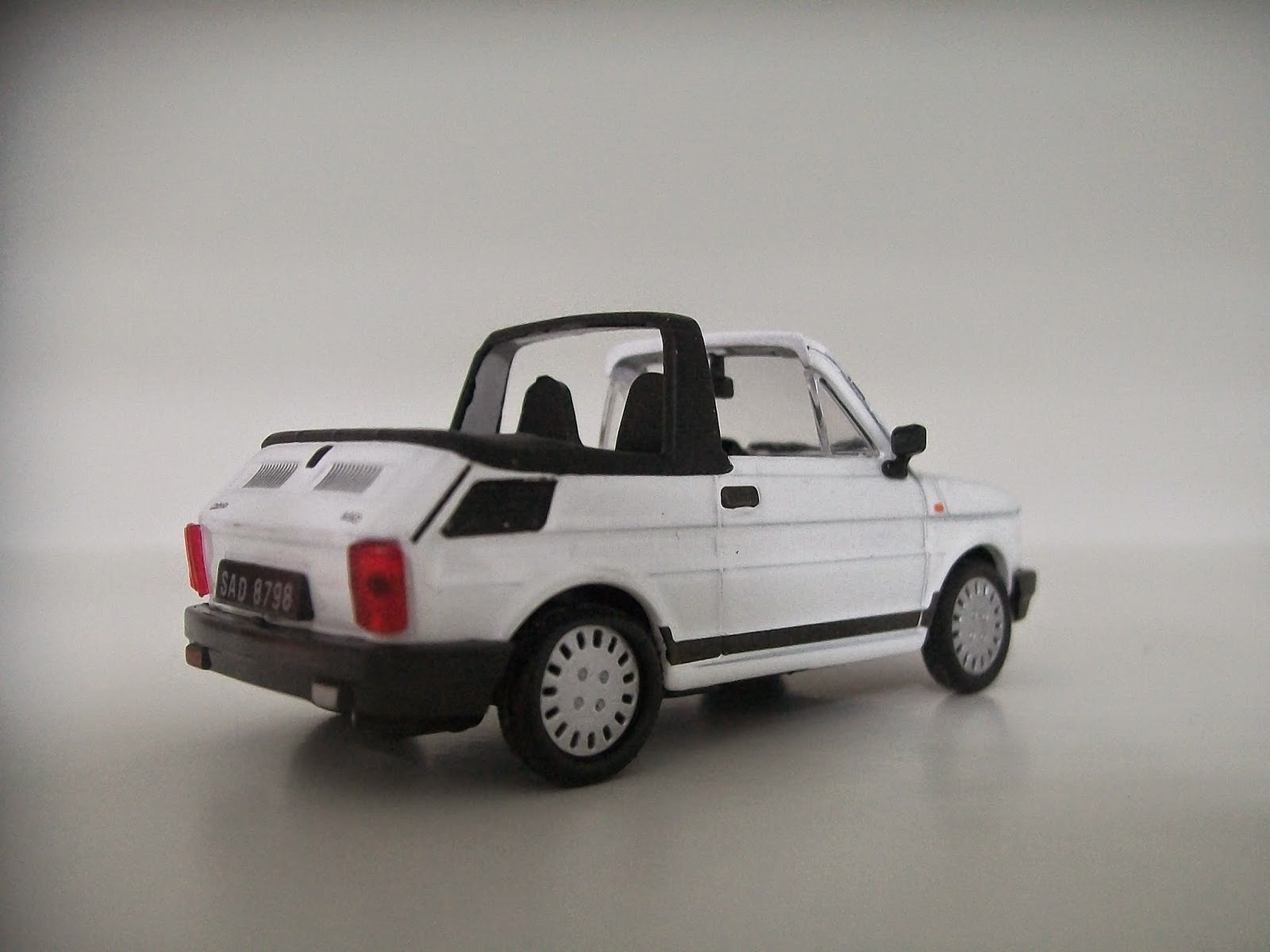 nr 88 Fiat 126p Cabrio Kultowe Auta PRLu