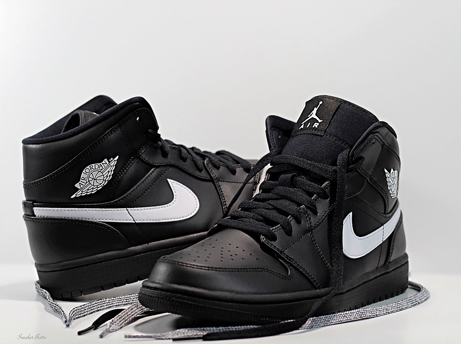 jordan 26 white and black low