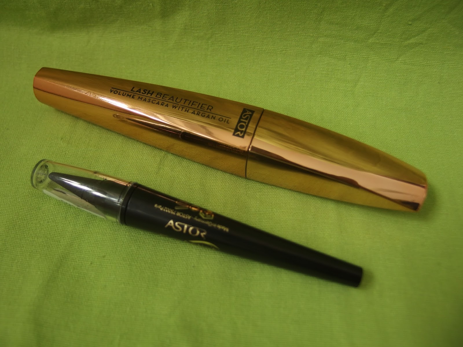 Das kleine Testcafé: ASTOR Lash Beautifier und Eye Artist im Test