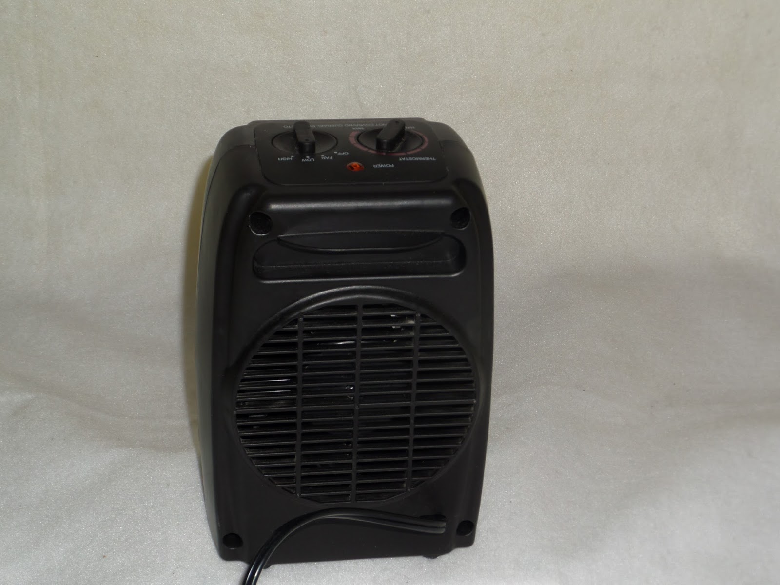 2 Live Freely: Product Review: Comfort Zone Model CZ442WM Ceramic Heater