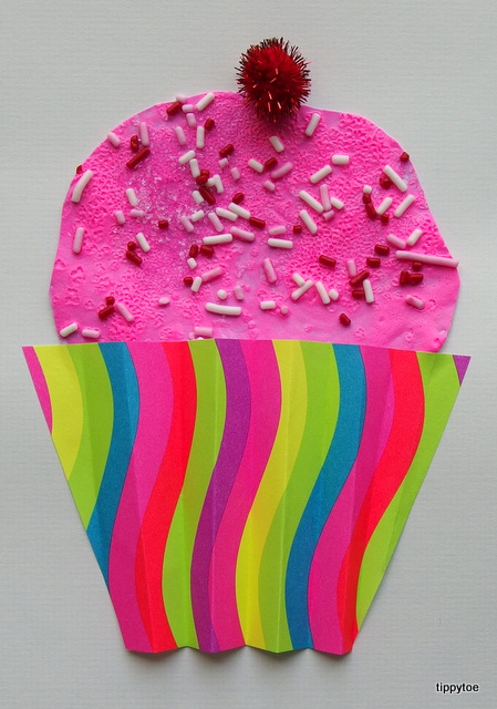 Tippytoe Crafts: Cupcake Craft