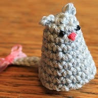 https://www.google.es/search?q=http://craftyqueens.nl/2012/12/27/crocheted-kitty-cat/&ie=utf-8&oe=utf-8&gws_rd=cr&ei=BenkVIO4MsmuUZzugLgN