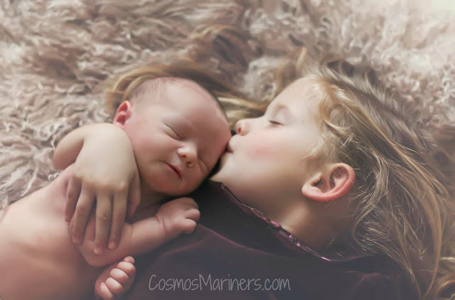 Newborn Life: the First 3 Weeks | CosmosMariners.com