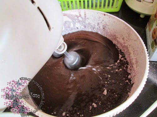 Resepi Kek Coklat Moist Bakar