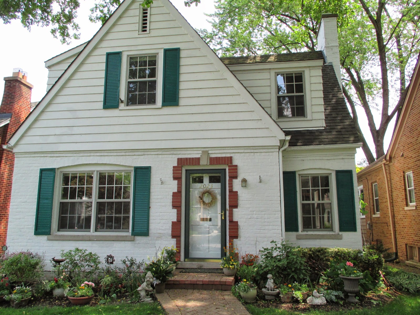 The Jewel Box® Home Friendly Friday Trading in the Big House for a