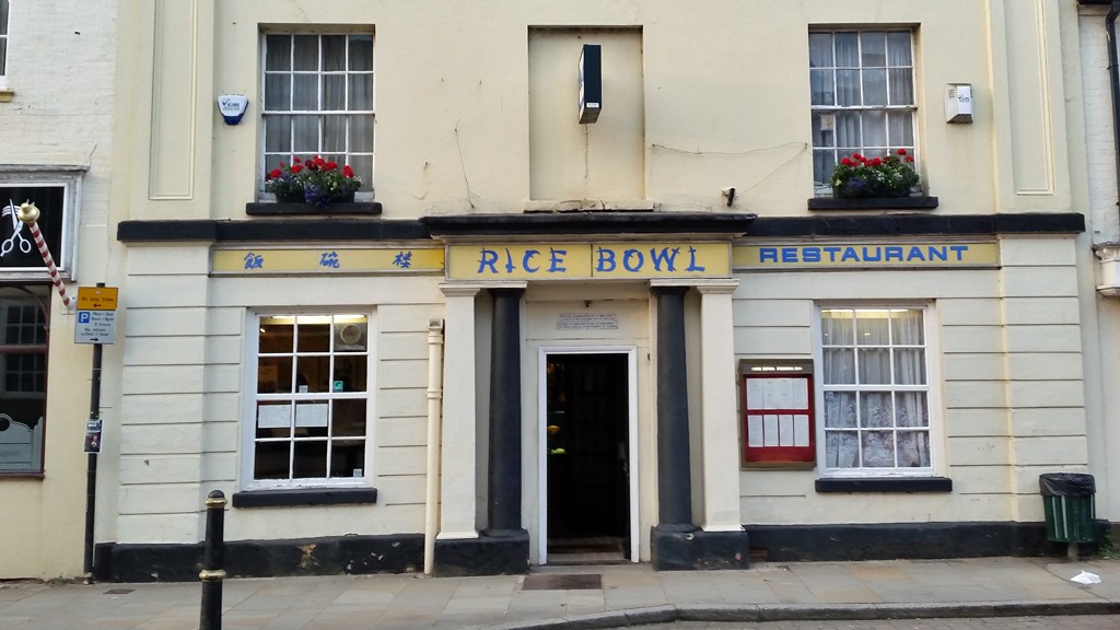 Ayrton Senna Restaurante Favorito de Senna Agrada Jornalistas, Mas Não os Moradores