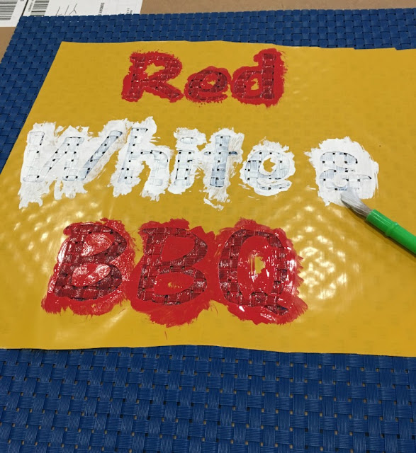 Make these Red, White, and BBQ placemats using your Cricut and Dollar Tree supplies!