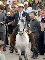 uribe a caballo