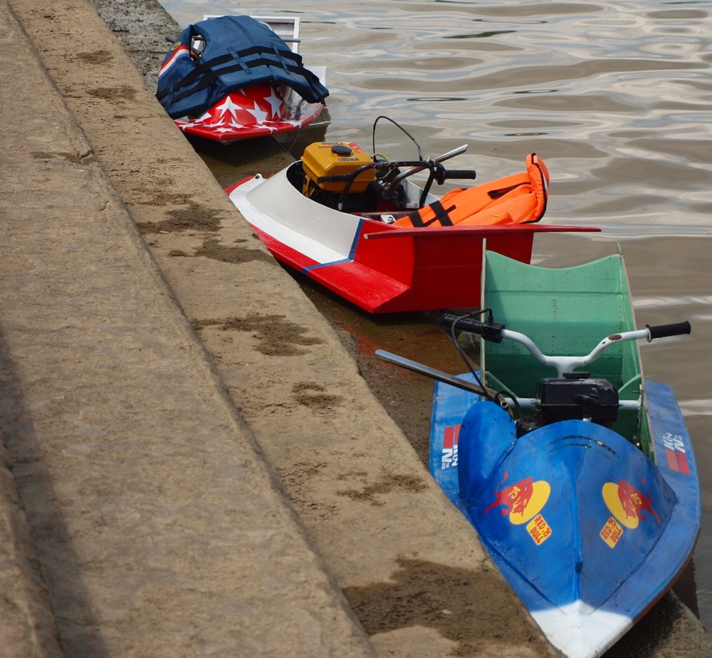 KUCHING's DAILY PHOTO .Life Style,Travel ,Food & Photography Blog