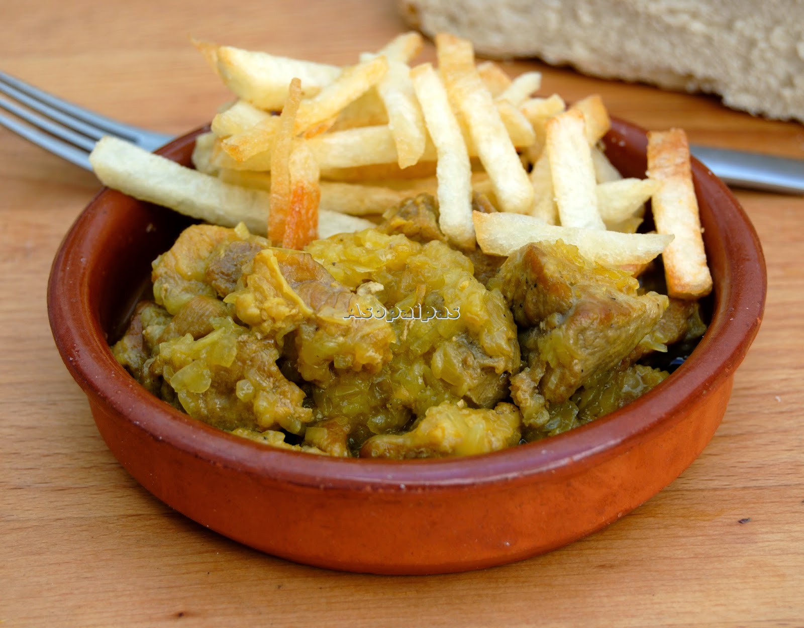 Carne en Salsa Carne en Salsa con Patatas Fritas