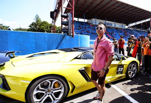Berikut Adalah Deretan Artis Indonesia Dengan Mobil Mewahnya