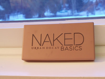 Fashion, Beauty, Life - AM: Review: Urban Decay Naked Basics Palette!!