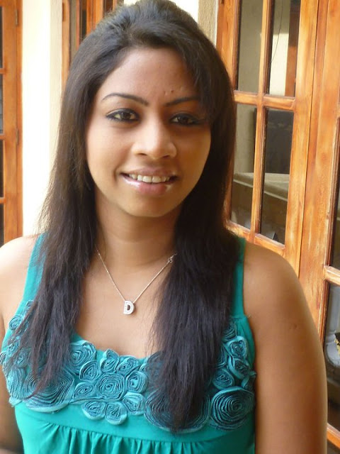 Srilankan Hot Girls