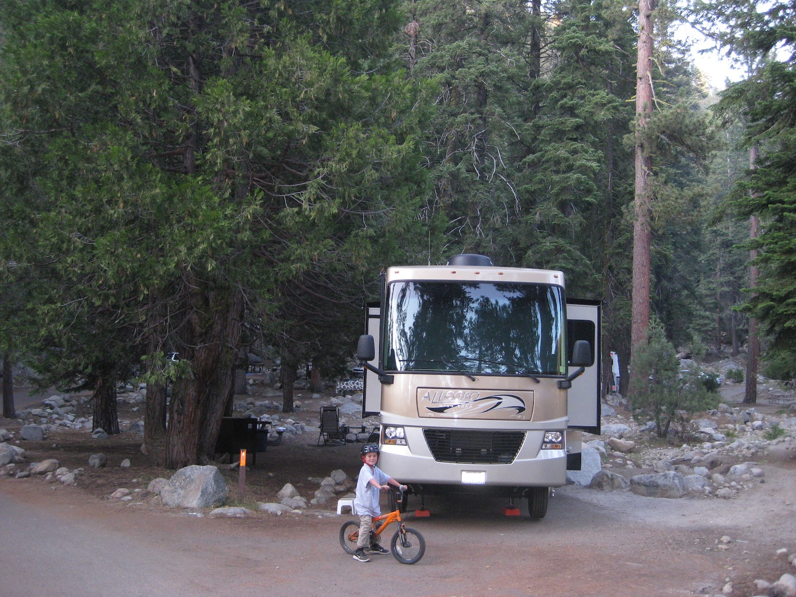 CampgroundCrazy Lodgepole Campground, Sequoia National Park, California