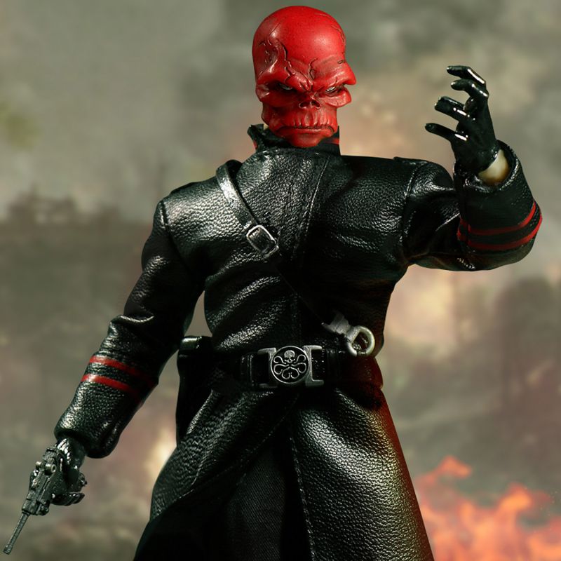 mezco red skull exclusive