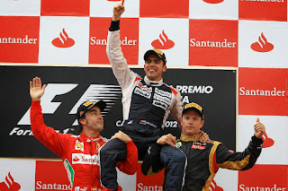 Pastor Maldonado le echa valor y elige como dorsal el número maldito: será el trece en la Formula 1