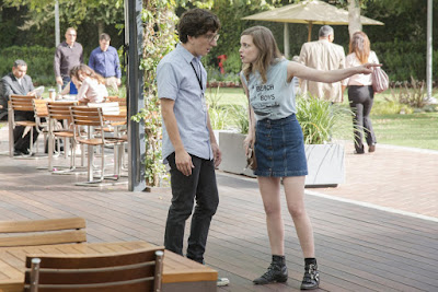 Love Season 2 Paul Rust and Gillian Jacobs Image 5 (14)