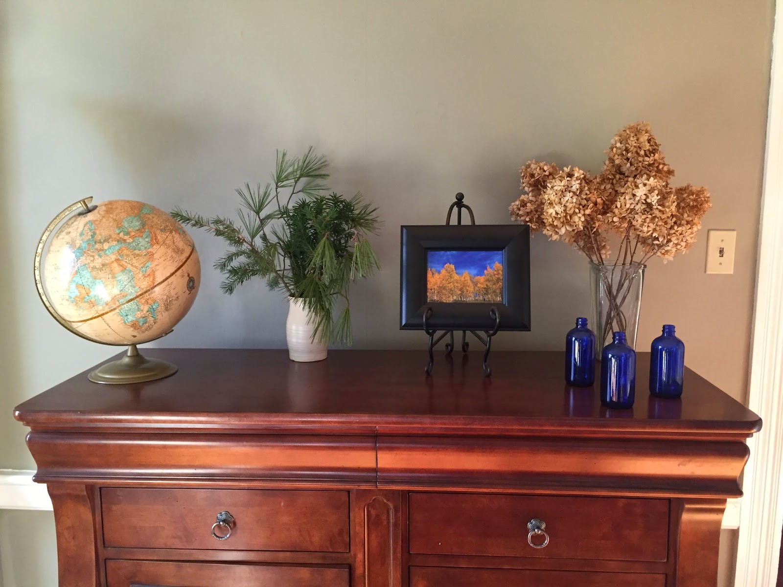 The Scarlett Thread Saving Money Series Decorating Our Homes