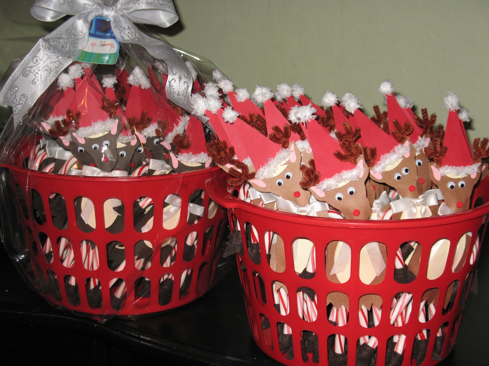 Artsy Fartsy: Candy Cane Reindeer