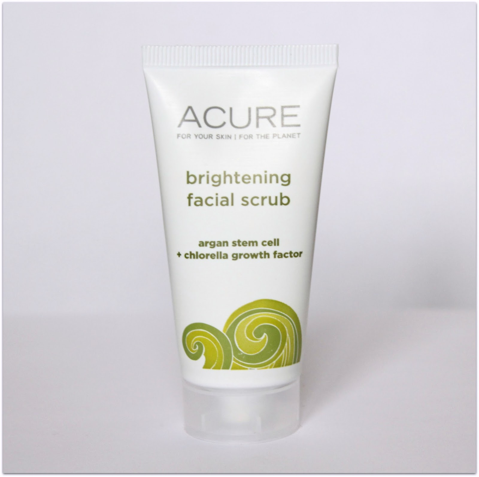 Review Acure Brightening Facial Scrub