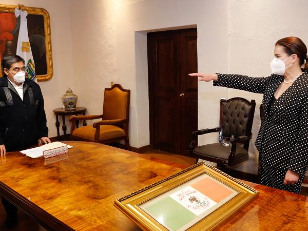 Barbosa designa a Ana Lucía Hill como secretaria de Gobernación