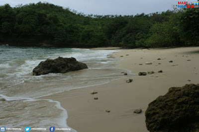 Pantai Sawah Ombo Tulung Agung Mari NGEtrip